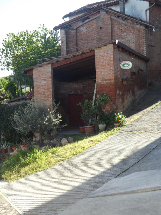 Domus Amica Bed & Breakfast Lu (Piedmont) Exterior photo